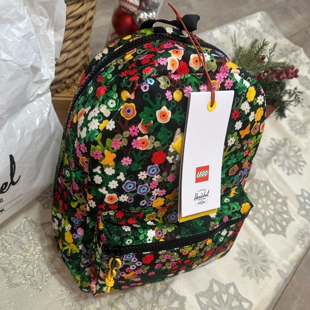 New Herschel Heritage x LEGO Children’s Floral Lego Backpack Limited Edition 15L - Picture 14 of 16
